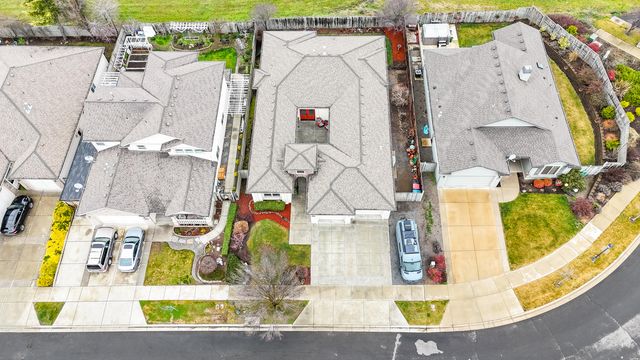 3821 Sherwood Park Drive, Medford, OR 97504