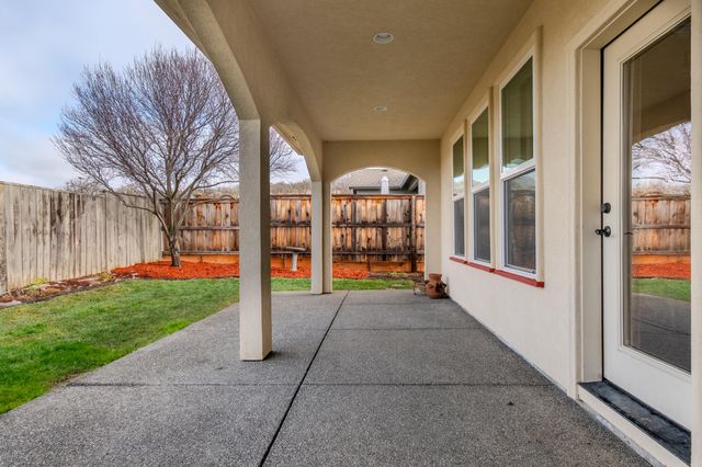 3821 Sherwood Park Drive, Medford, OR 97504