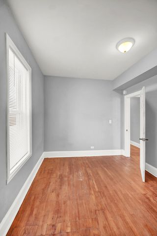 1 E 114TH Street, Chicago, IL 60628