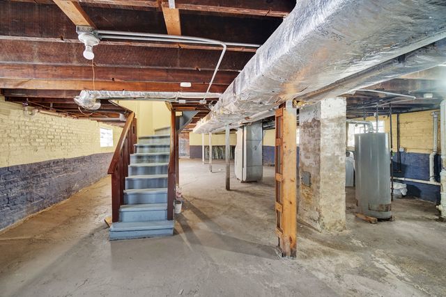 1 E 114TH Street, Chicago, IL 60628