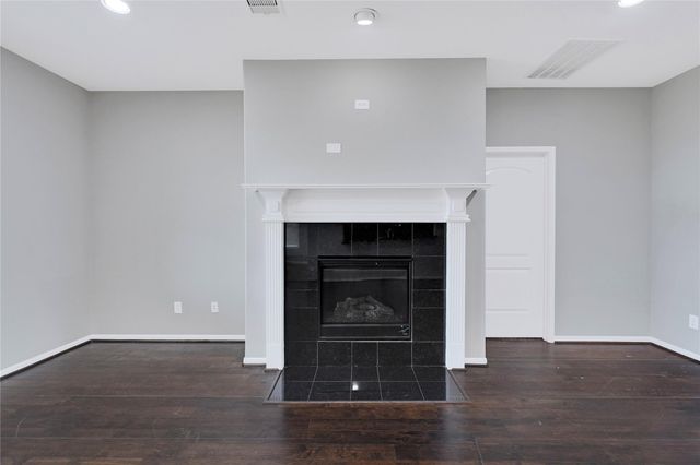 20254 Fossil Valley Lane, Cypress, TX 77433