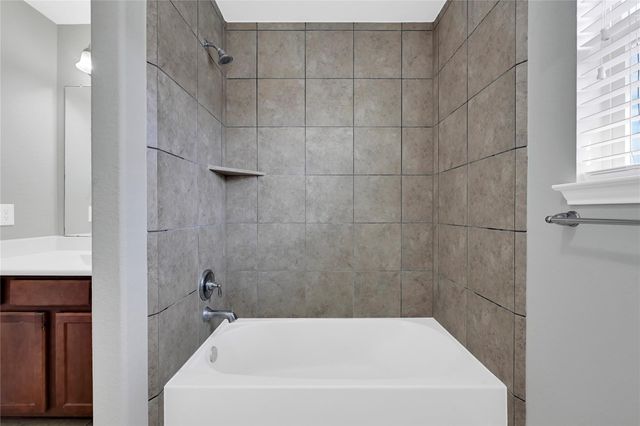 20254 Fossil Valley Lane, Cypress, TX 77433