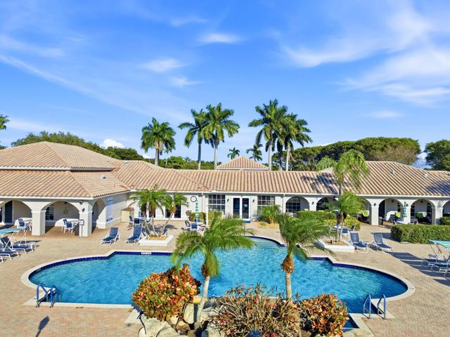 7170 Falls Road E, Boynton Beach, FL 33437