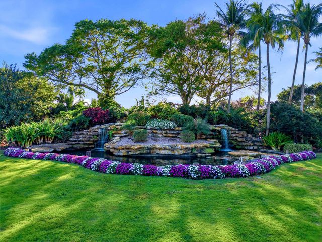 7170 Falls Road E, Boynton Beach, FL 33437