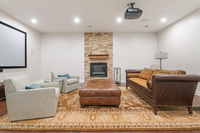 5401 Farm Spring Ct, Prospect, KY 40059