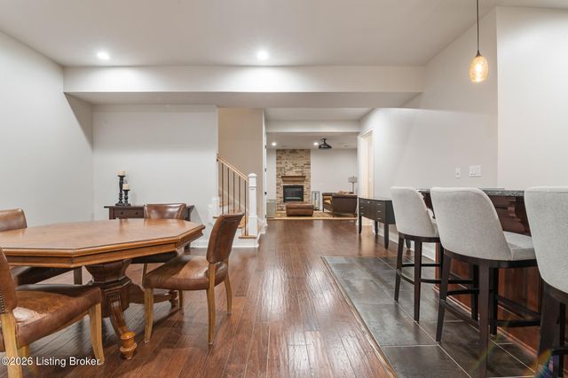 5401 Farm Spring Ct, Prospect, KY 40059