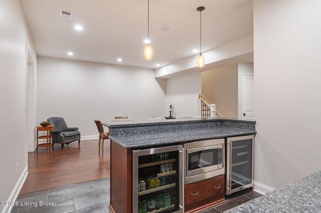 5401 Farm Spring Ct, Prospect, KY 40059