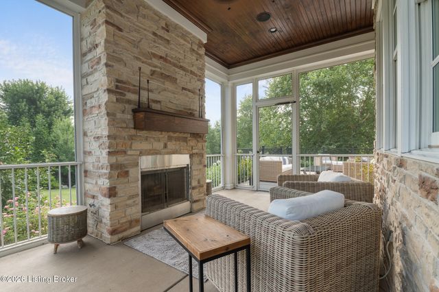 5401 Farm Spring Ct, Prospect, KY 40059