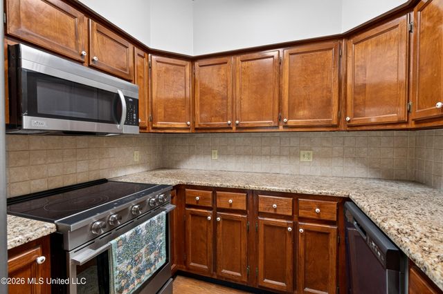 11493 White Star Road, Biloxi, MS 39532