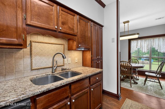 11493 White Star Road, Biloxi, MS 39532
