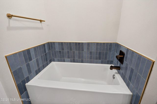 11493 White Star Road, Biloxi, MS 39532