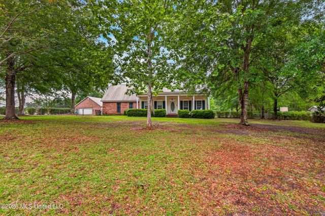 11493 White Star Road, Biloxi, MS 39532