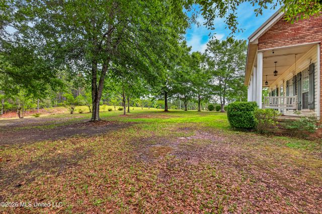 11493 White Star Road, Biloxi, MS 39532