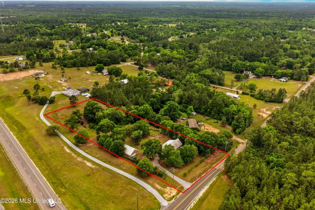 11493 White Star Road, Biloxi, MS 39532