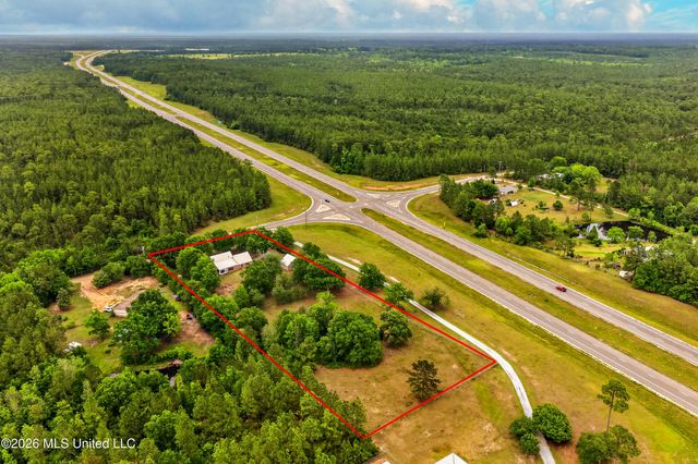 11493 White Star Road, Biloxi, MS 39532