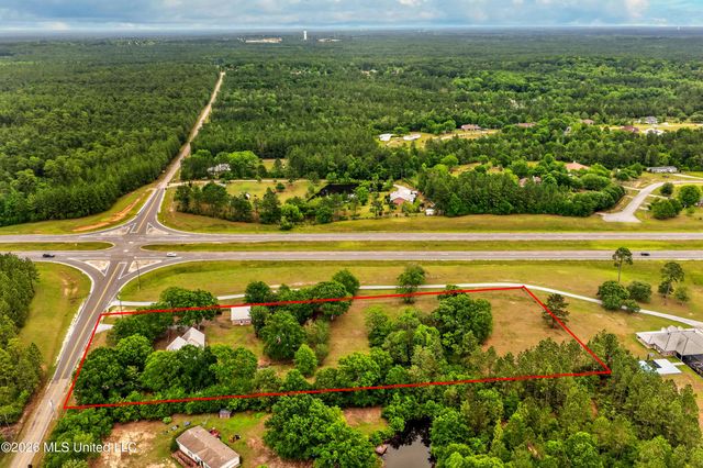 11493 White Star Road, Biloxi, MS 39532
