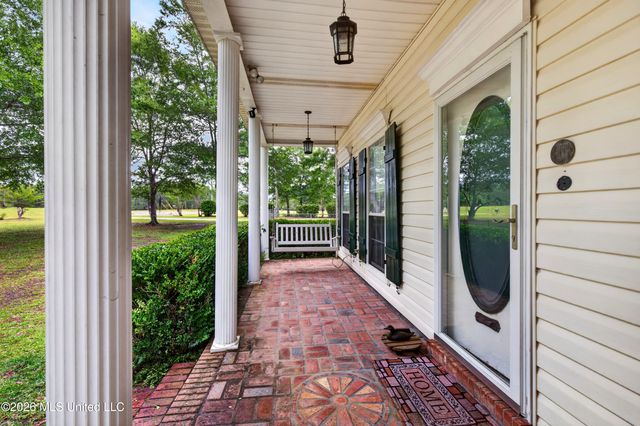 11493 White Star Road, Biloxi, MS 39532