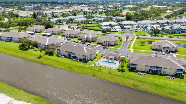 5800 SABAL TRACE DRIVE 301, North Port, FL 34287