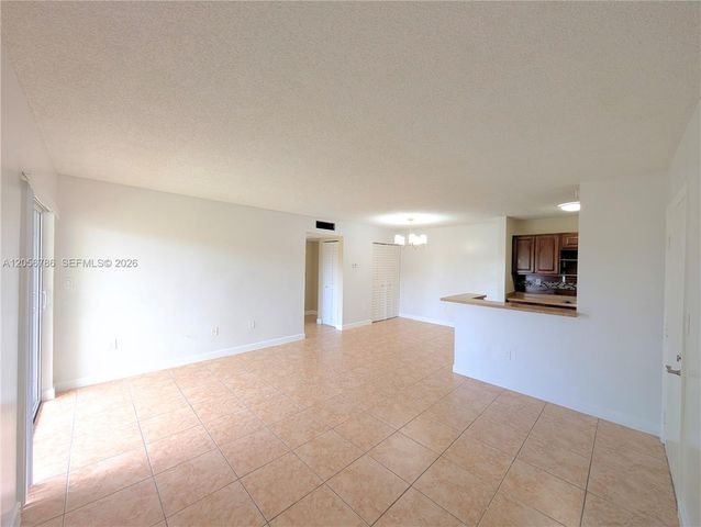 10765 SW 108th Ave 303, Miami, FL 33176