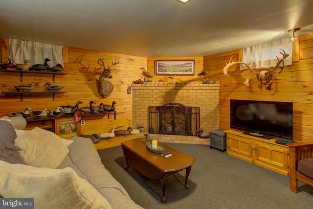 825 ROBIN RD, Lancaster, PA 17601