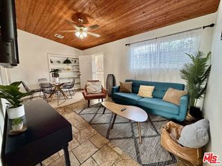 6041 Cleon Avenue, North Hollywood (los Angeles), CA 91606