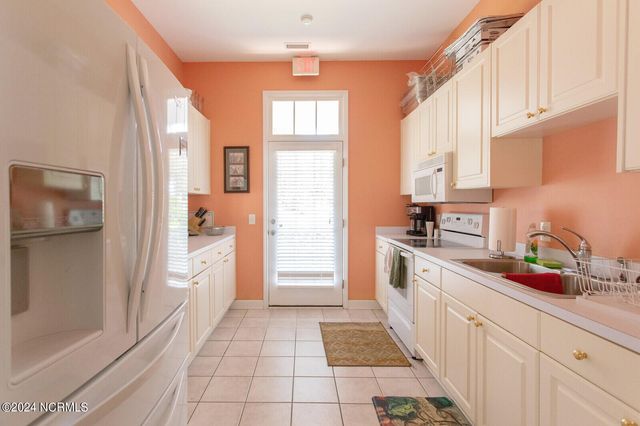 2021 Healing Water Lane SW, Supply, NC 28462