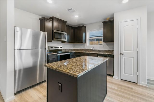 8115 Vacek Meadows Loop, Booth, TX 77469