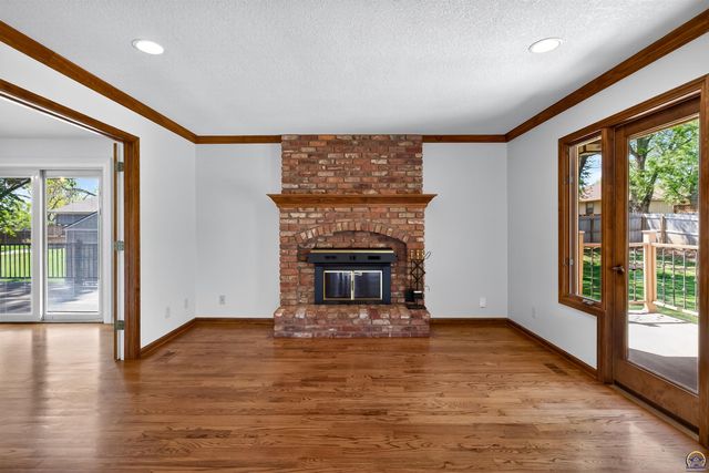 3347 SW Nottingham RD, Topeka, KS 66614