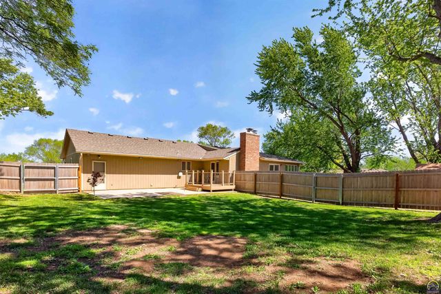 3347 SW Nottingham RD, Topeka, KS 66614