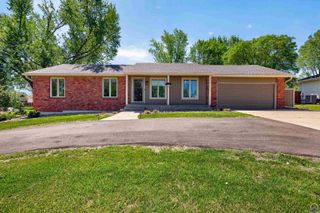 3347 SW Nottingham RD, Topeka, KS 66614