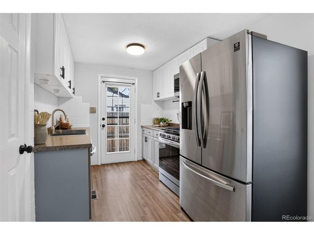 3900 S Inca St, Englewood, CO 80110