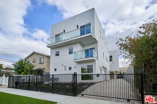 1108 Queen Anne Place, Los Angeles, CA 90019