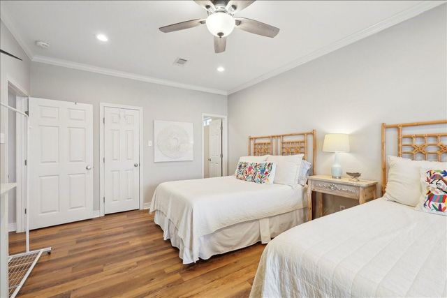 2295 Trinidad Drive, Crystal Beach, TX 77650