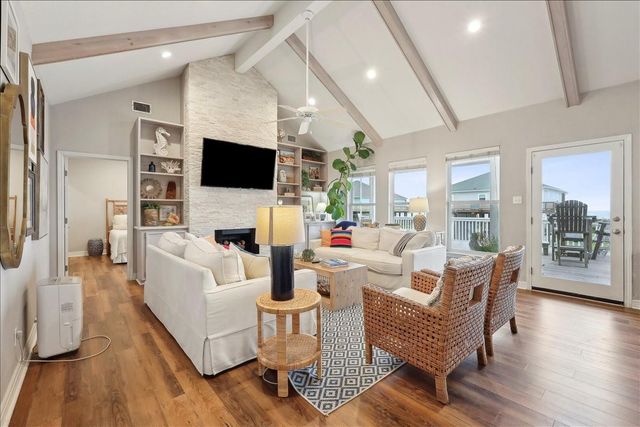 2295 Trinidad Drive, Crystal Beach, TX 77650