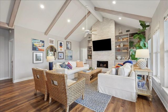 2295 Trinidad Drive, Crystal Beach, TX 77650