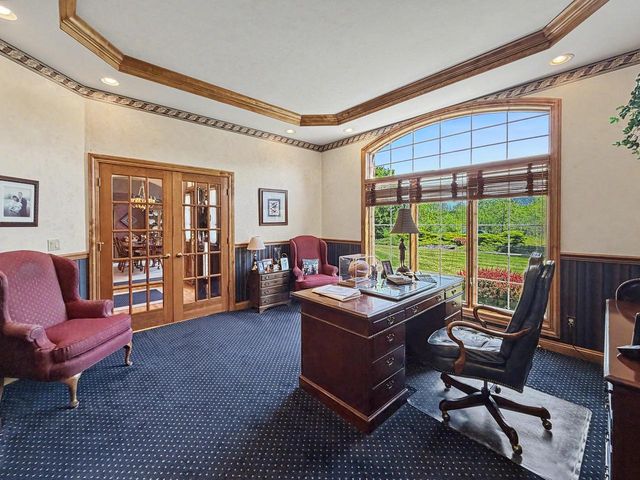 W291S5245 Ridgefield ROAD, Waukesha, WI 53189