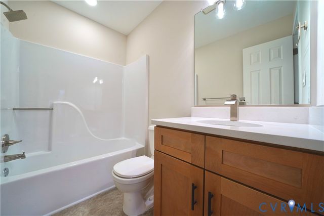 14717 Beacon Hill Ct, Midlothian, VA 23112