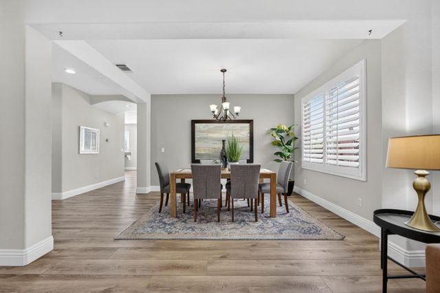 3006 Fox Hill Dr, Rocklin, CA 95765