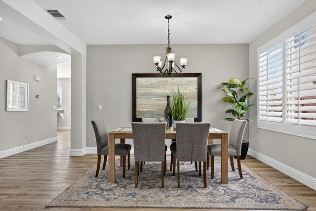 3006 Fox Hill Dr, Rocklin, CA 95765