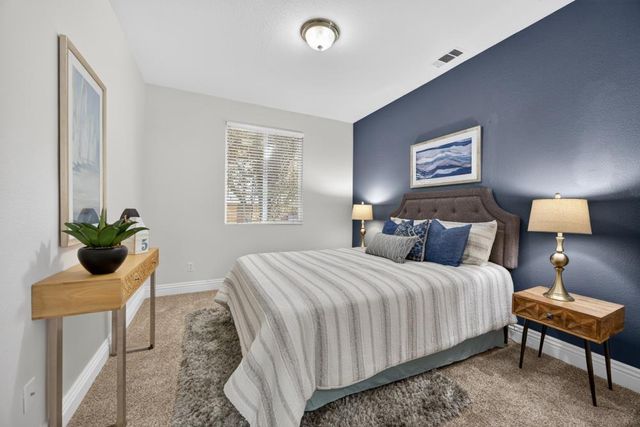 3006 Fox Hill Dr, Rocklin, CA 95765