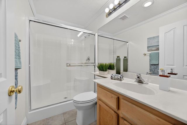 3006 Fox Hill Dr, Rocklin, CA 95765