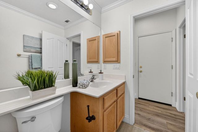 3006 Fox Hill Dr, Rocklin, CA 95765