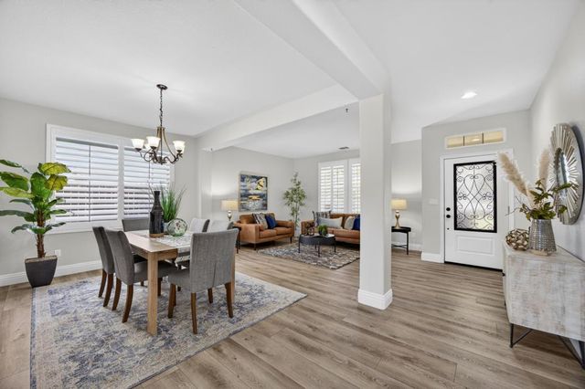 3006 Fox Hill Dr, Rocklin, CA 95765