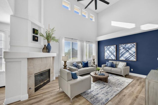 3006 Fox Hill Dr, Rocklin, CA 95765