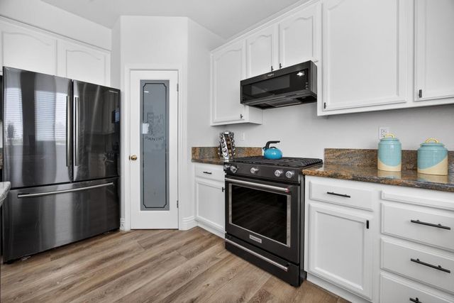 3006 Fox Hill Dr, Rocklin, CA 95765