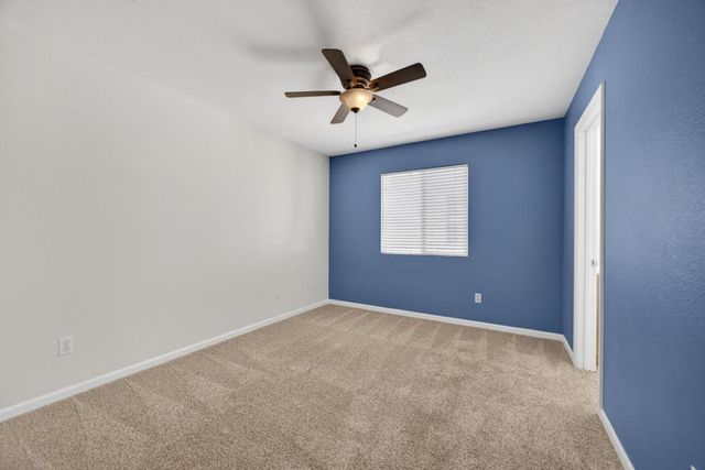 3006 Fox Hill Dr, Rocklin, CA 95765