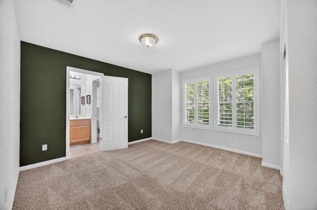 3006 Fox Hill Dr, Rocklin, CA 95765