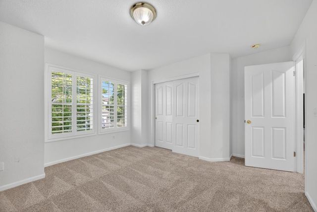 3006 Fox Hill Dr, Rocklin, CA 95765