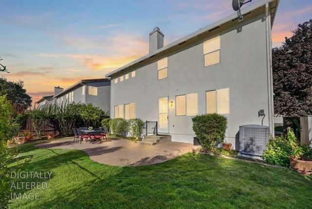3006 Fox Hill Dr, Rocklin, CA 95765