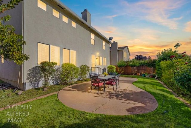 3006 Fox Hill Dr, Rocklin, CA 95765